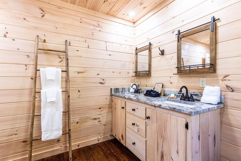 Luxe Family Cabin 8 Min To Downtown Блу-Ридж Екстер'єр фото