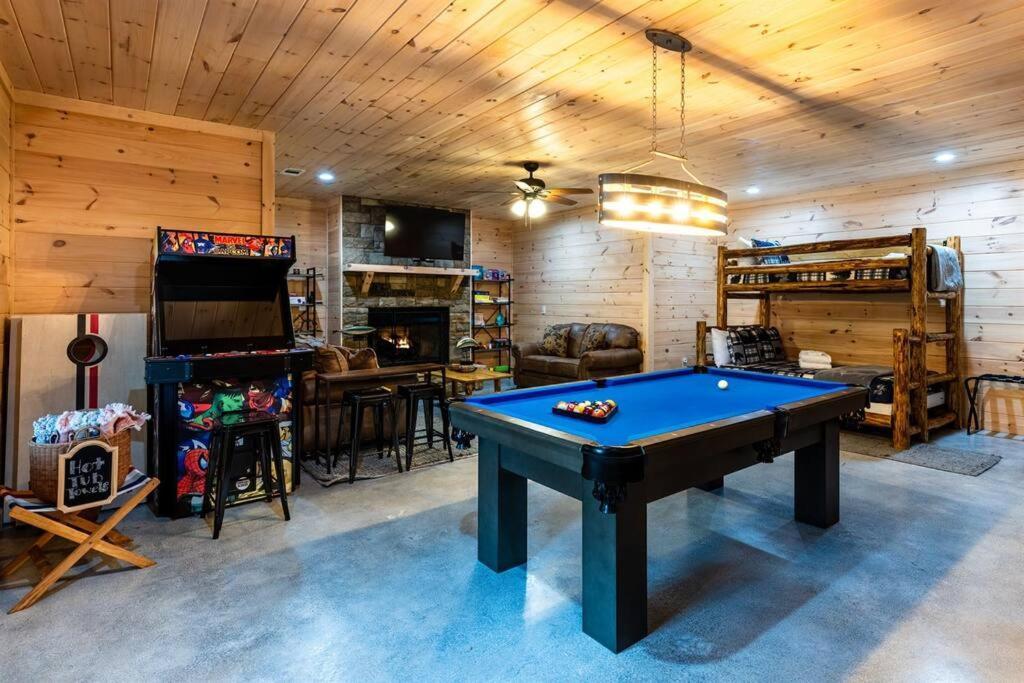 Luxe Family Cabin 8 Min To Downtown Блу-Ридж Екстер'єр фото