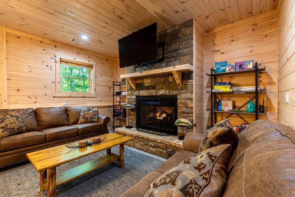 Luxe Family Cabin 8 Min To Downtown Блу-Ридж Екстер'єр фото